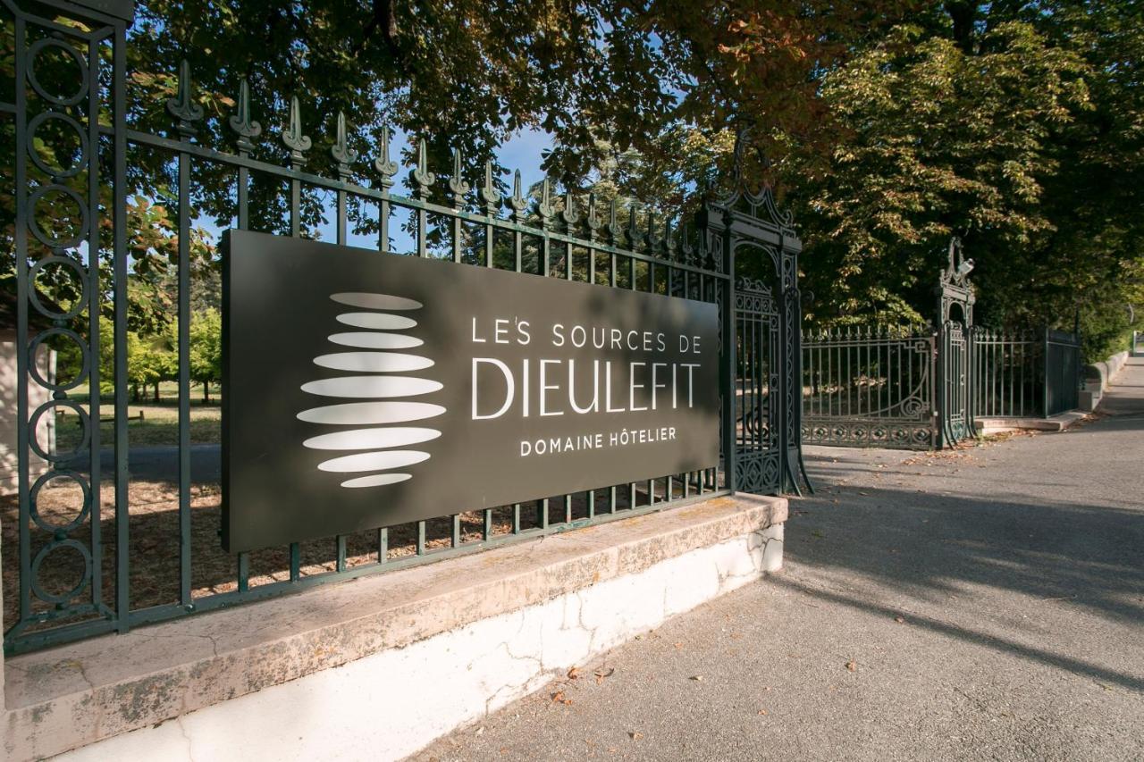 Domaine Les Sources De Dieulefit Hotel Екстериор снимка