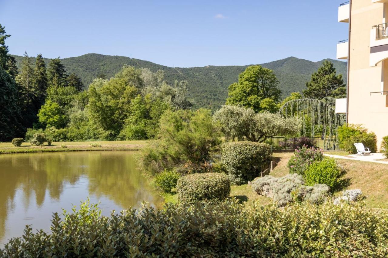 Domaine Les Sources De Дюлефи Екстериор снимка
